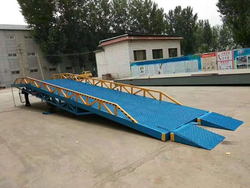 盘锦汽车登车桥
