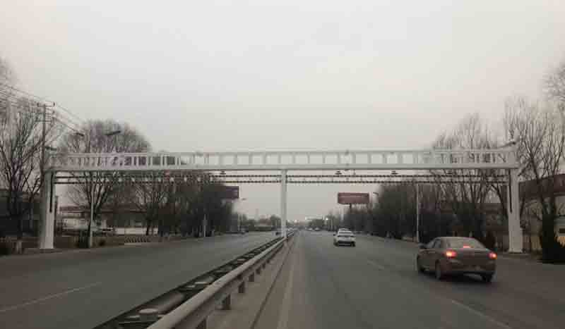 盘锦公路限高杆